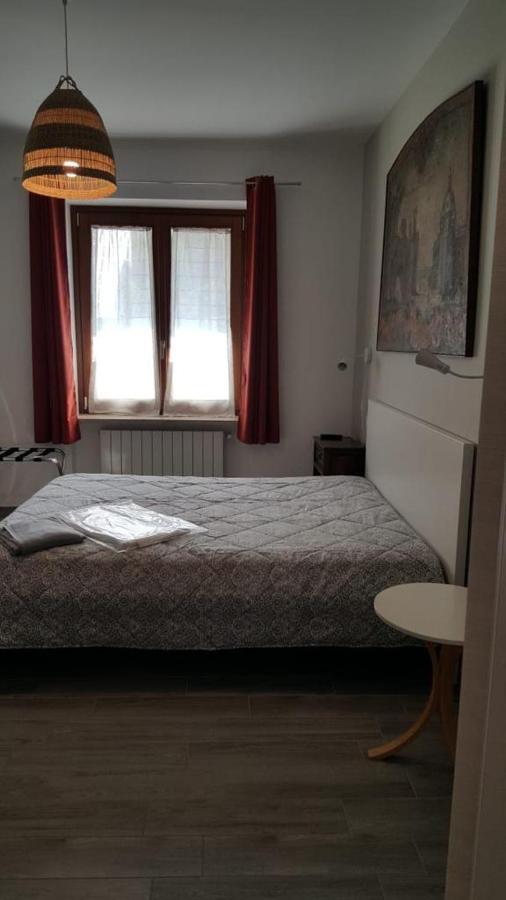 Santa Caterina Appartement Crema Buitenkant foto